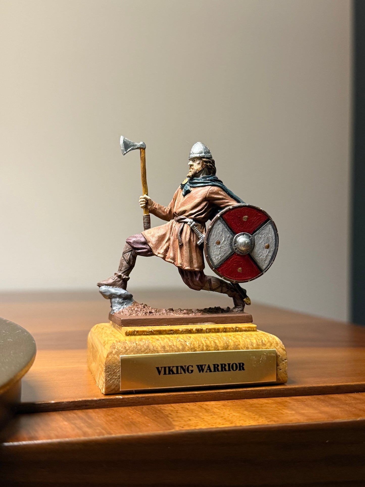 Viking Warrior – Hand-Painted 54mm Collectible Metal Figurine (1:32 Scale)