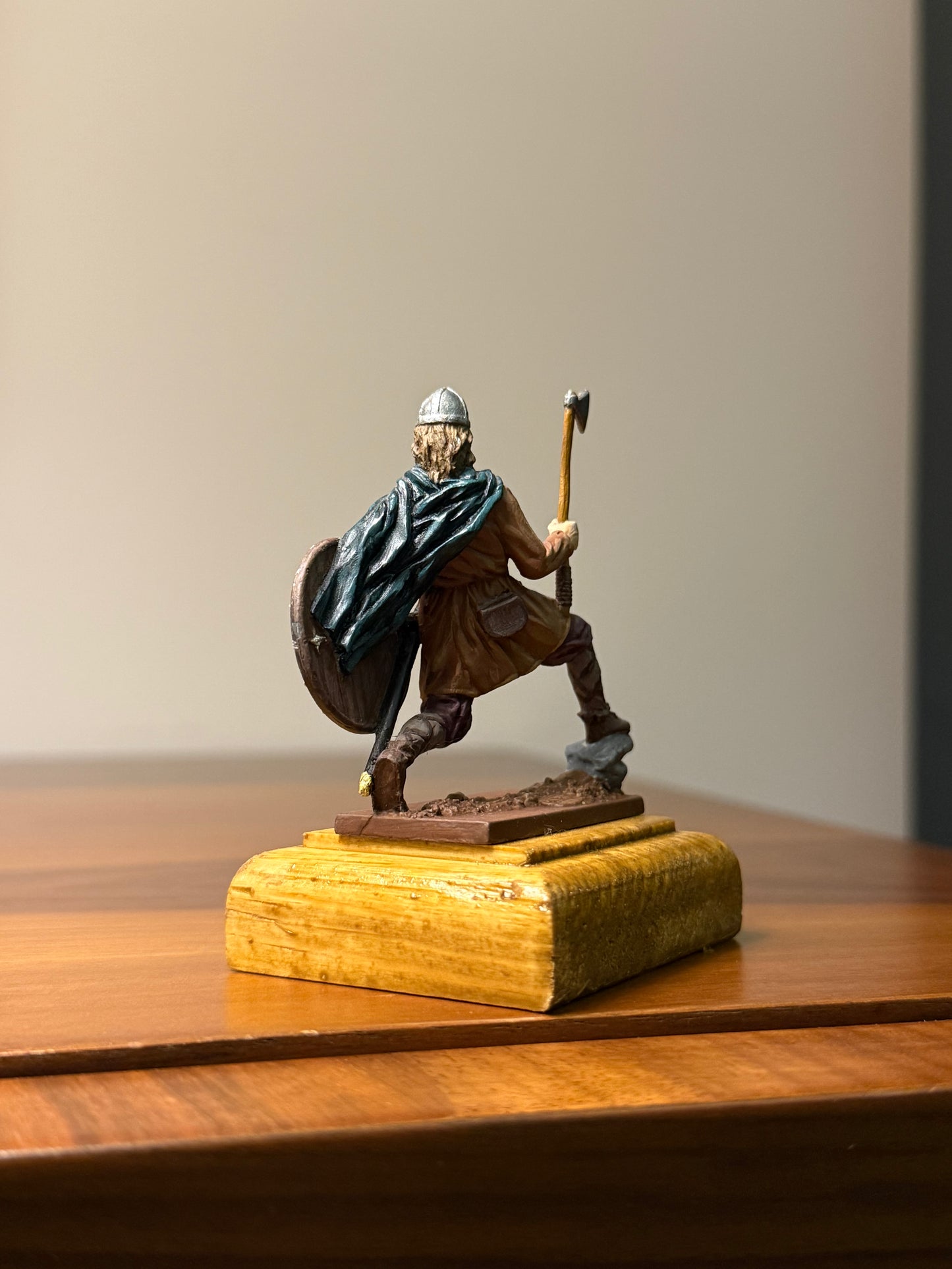 Viking Warrior – Hand-Painted 54mm Collectible Metal Figurine (1:32 Scale)