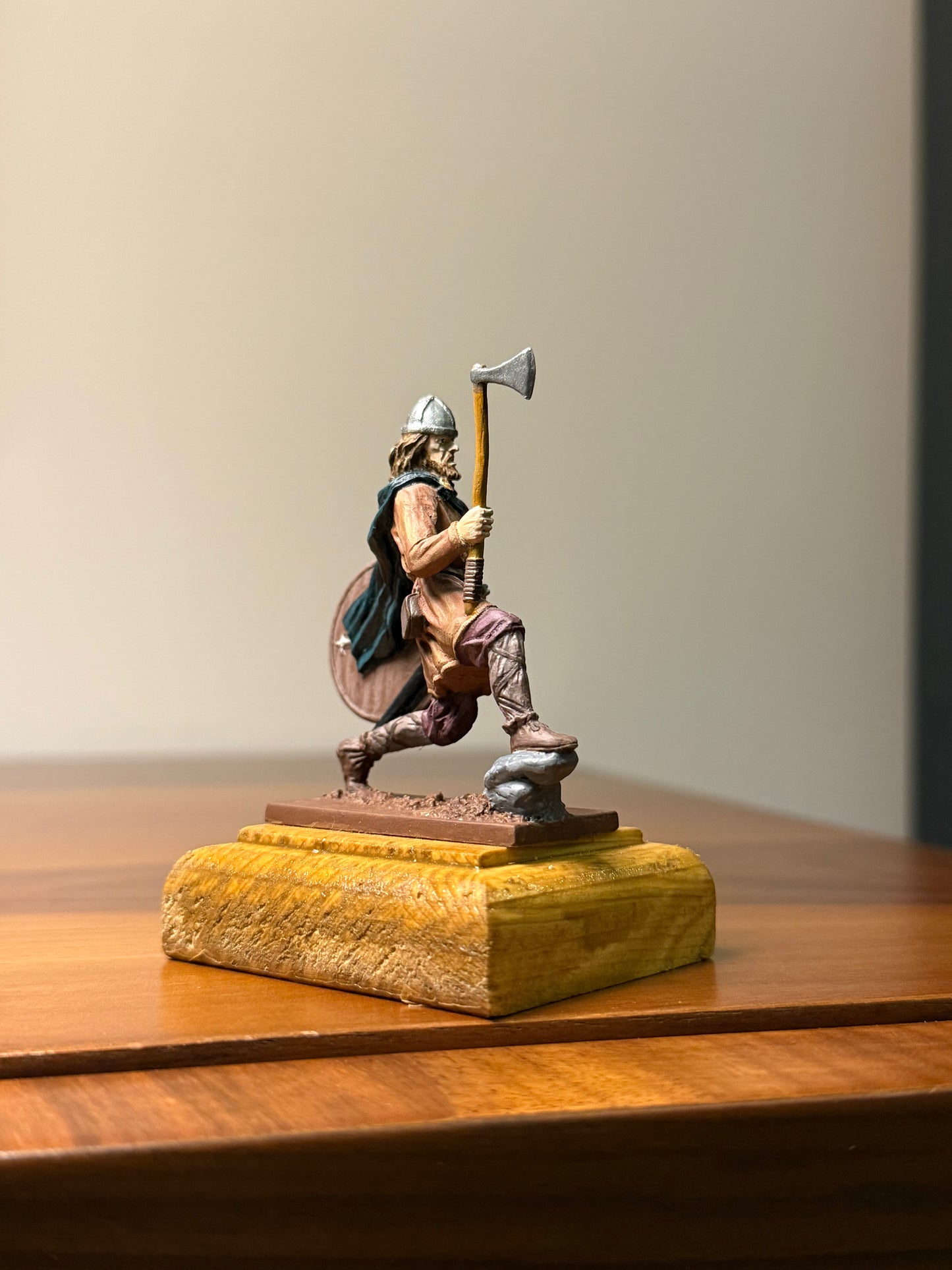 Viking Warrior – Hand-Painted 54mm Collectible Metal Figurine (1:32 Scale)