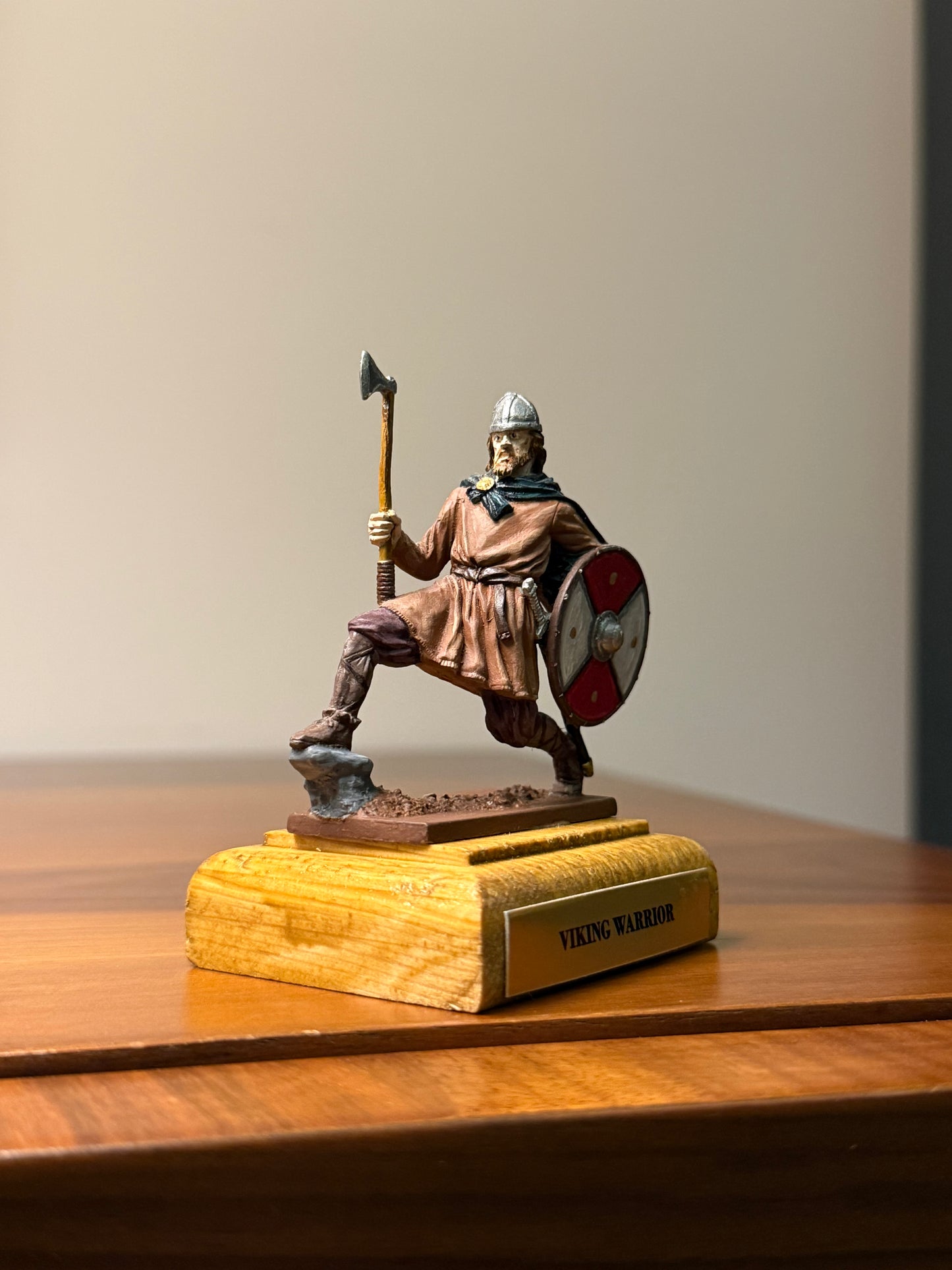 Viking Warrior – Hand-Painted 54mm Collectible Metal Figurine (1:32 Scale)
