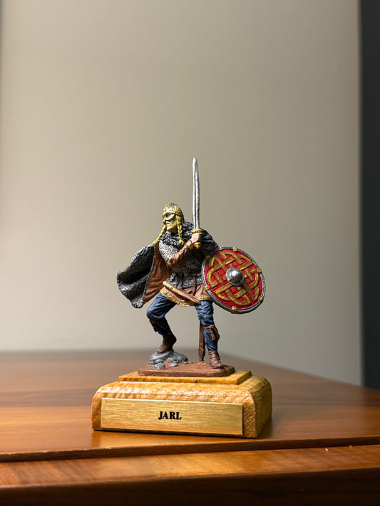 Viking Karl – 10th Century Norse Warrior Hand-Painted 54mm Collectible Metal Figurine (1:32 Scale)