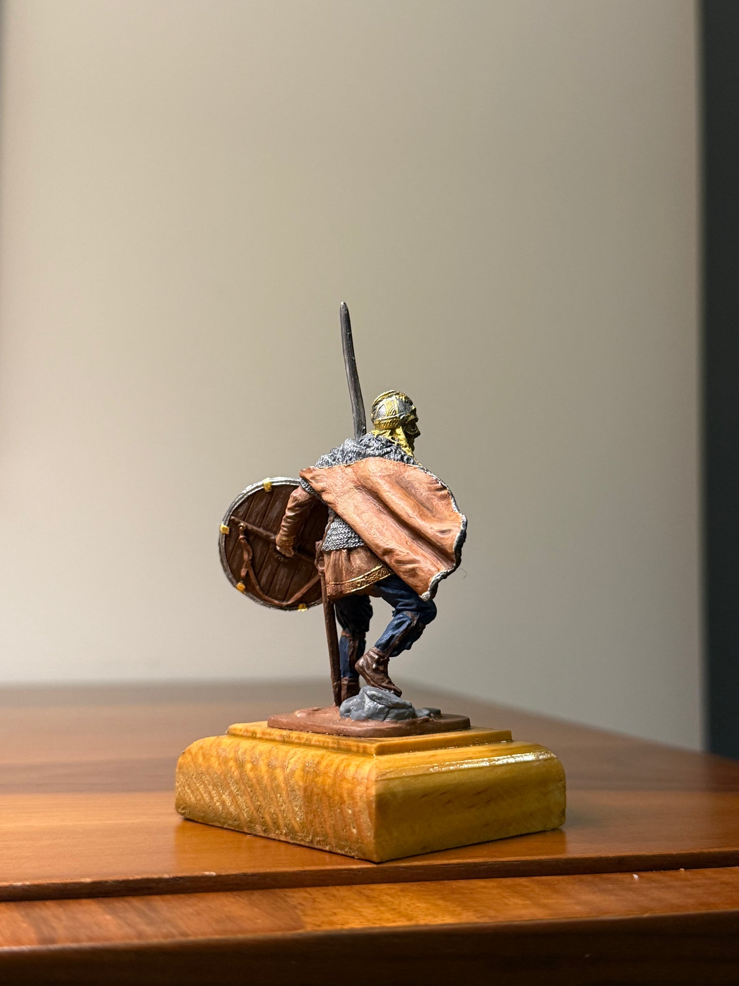 Viking Karl – 10th Century Norse Warrior Hand-Painted 54mm Collectible Metal Figurine (1:32 Scale)