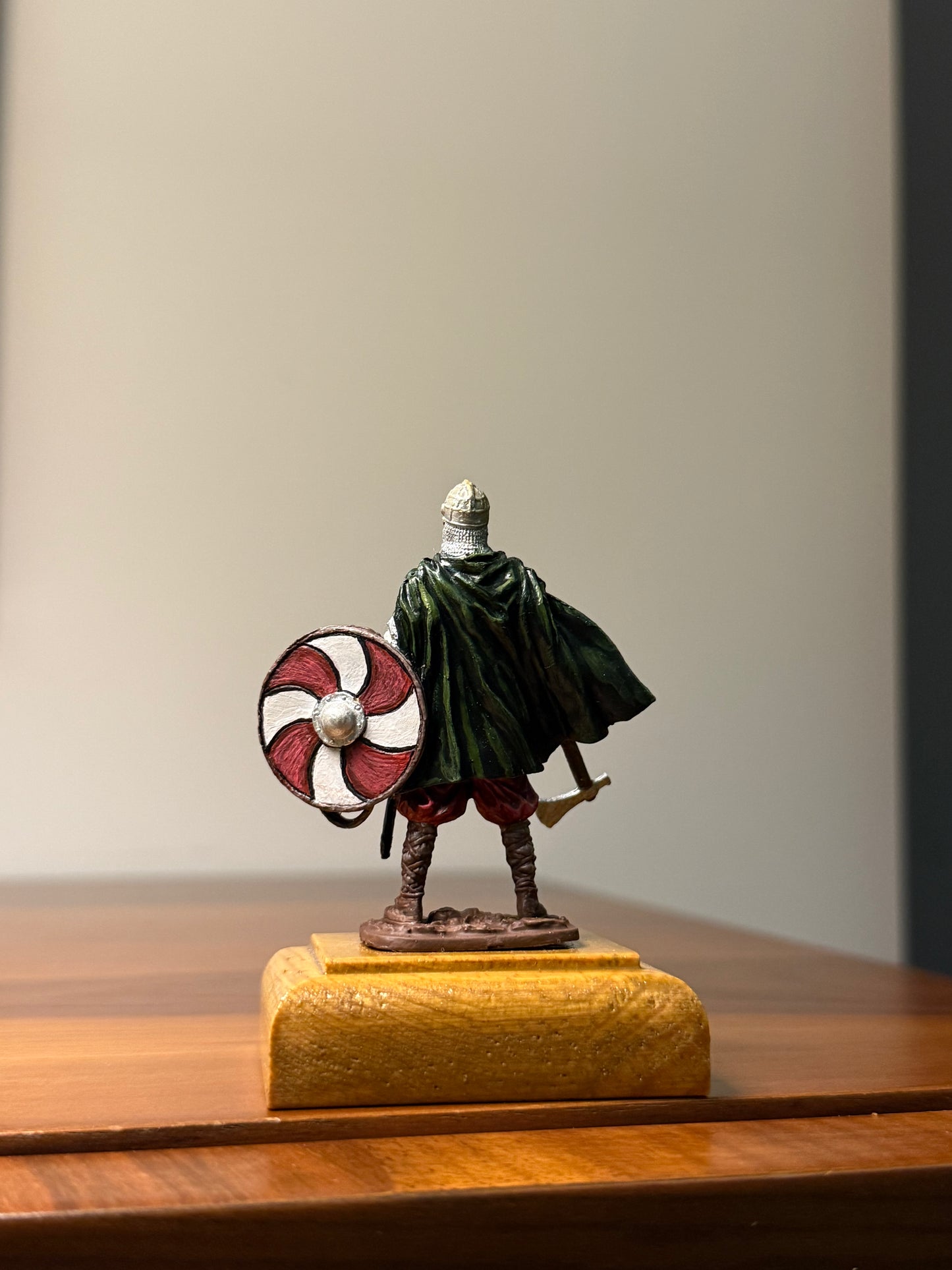 Viking Warrior – 9th Century Norse Raider Hand-Painted 54mm Collectible Metal Figurine (1:32 Scale)