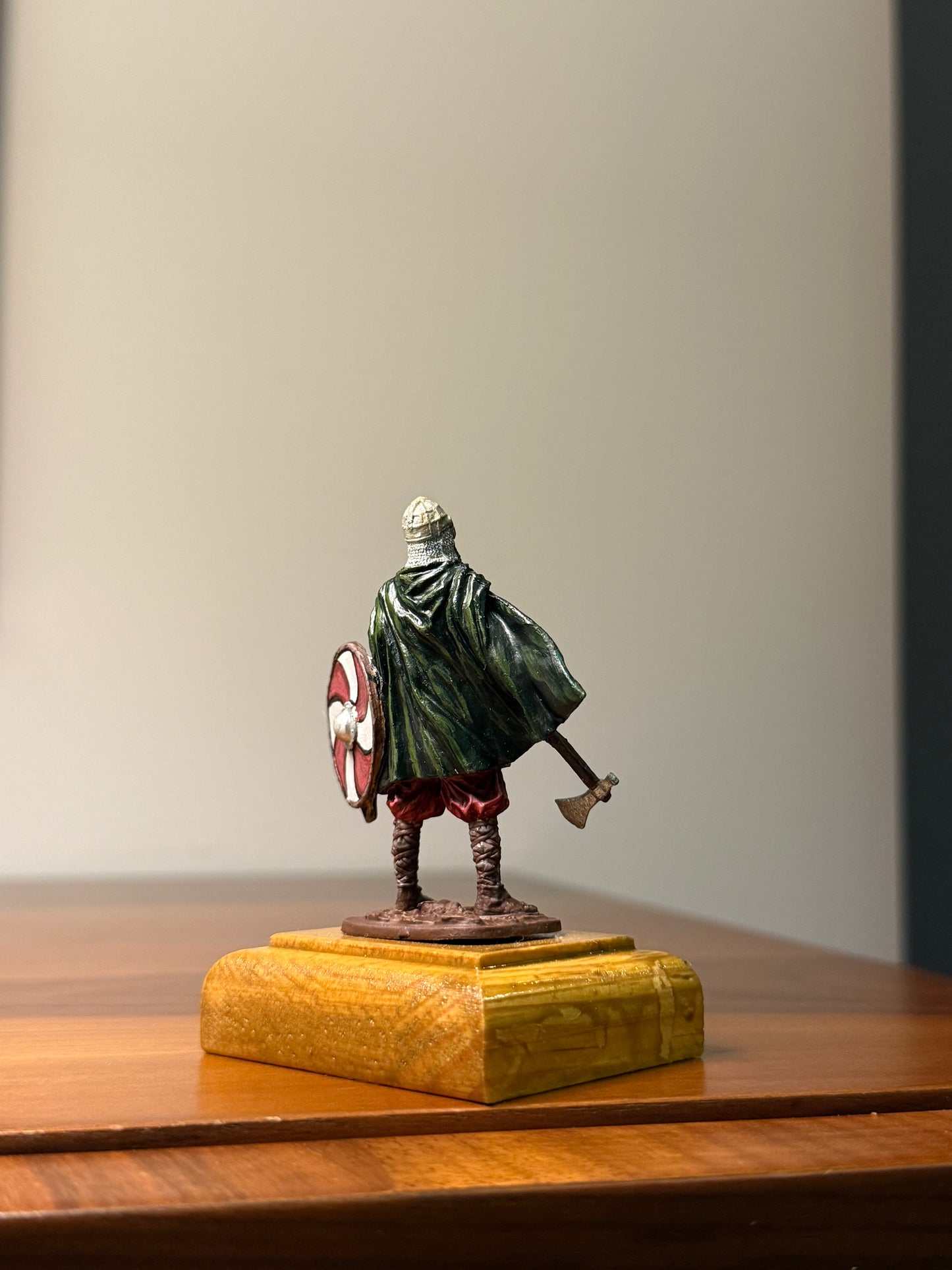 Viking Warrior – 9th Century Norse Raider Hand-Painted 54mm Collectible Metal Figurine (1:32 Scale)