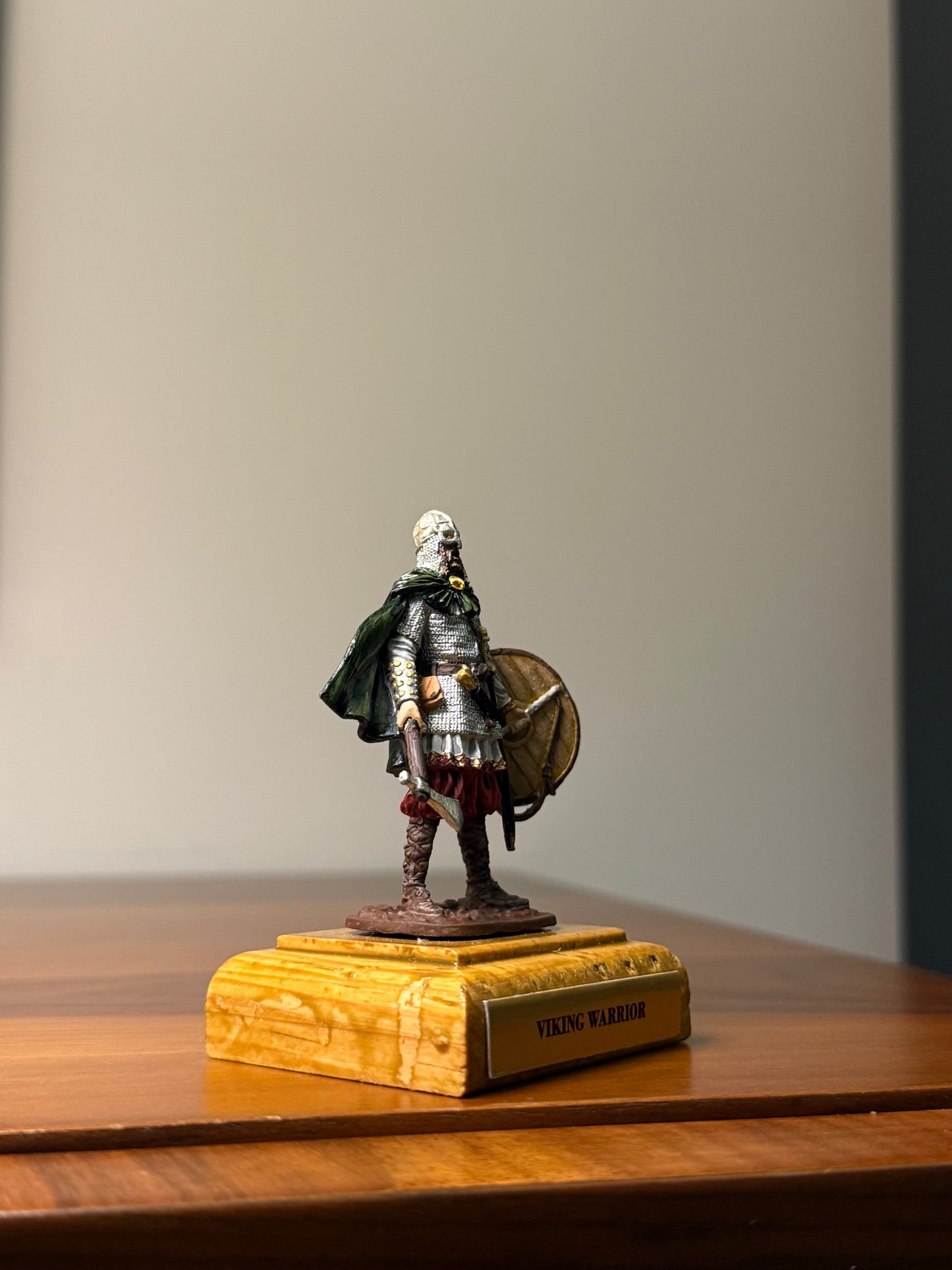 Viking Warrior – 9th Century Norse Raider Hand-Painted 54mm Collectible Metal Figurine (1:32 Scale)