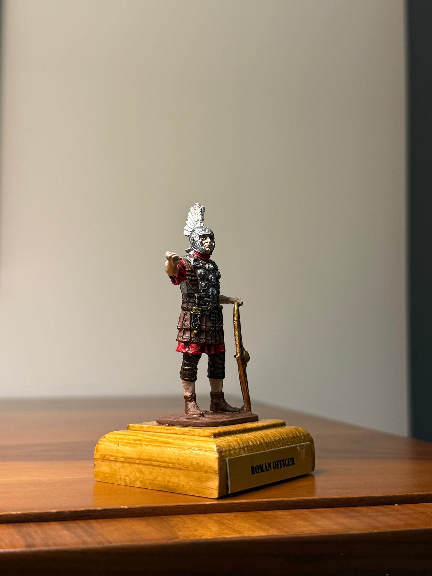 Roman Officer – 1st Century Imperial Centurion Hand-Painted 54mm Collectible Metal Figurine (1:32 Scale)