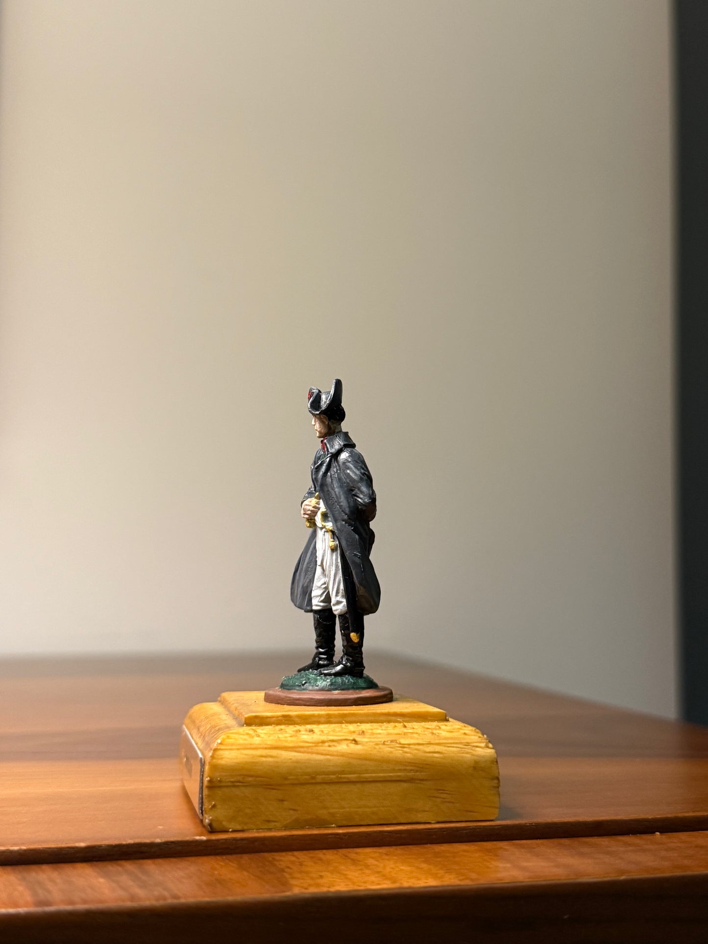 Napoleon Bonaparte – Emperor of the French Hand-Painted 54mm Collectible Metal Figurine (1:32 Scale)