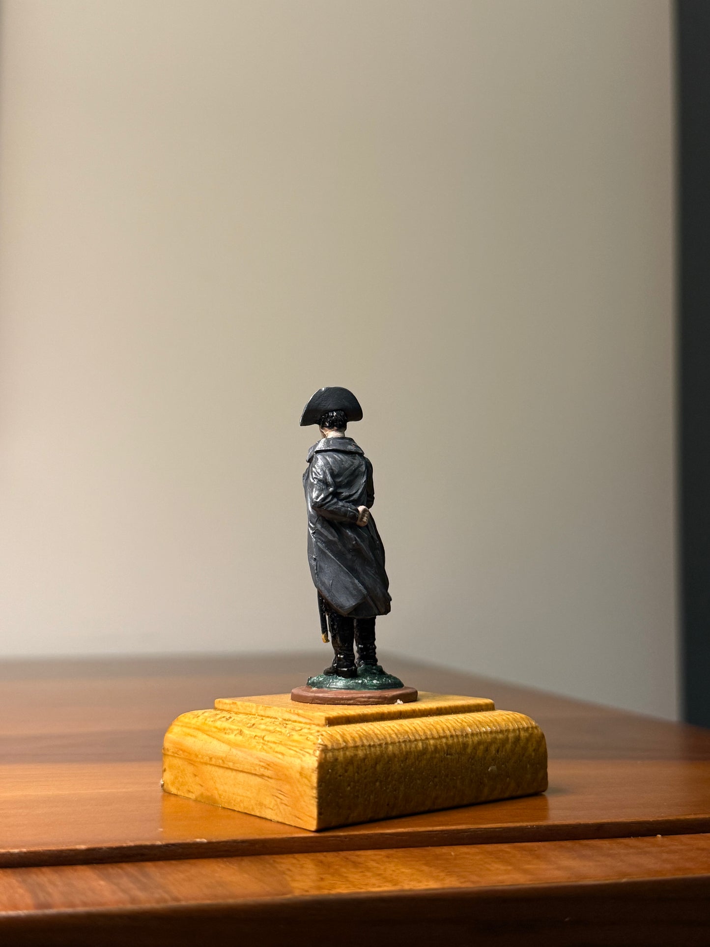 Napoleon Bonaparte – Emperor of the French Hand-Painted 54mm Collectible Metal Figurine (1:32 Scale)