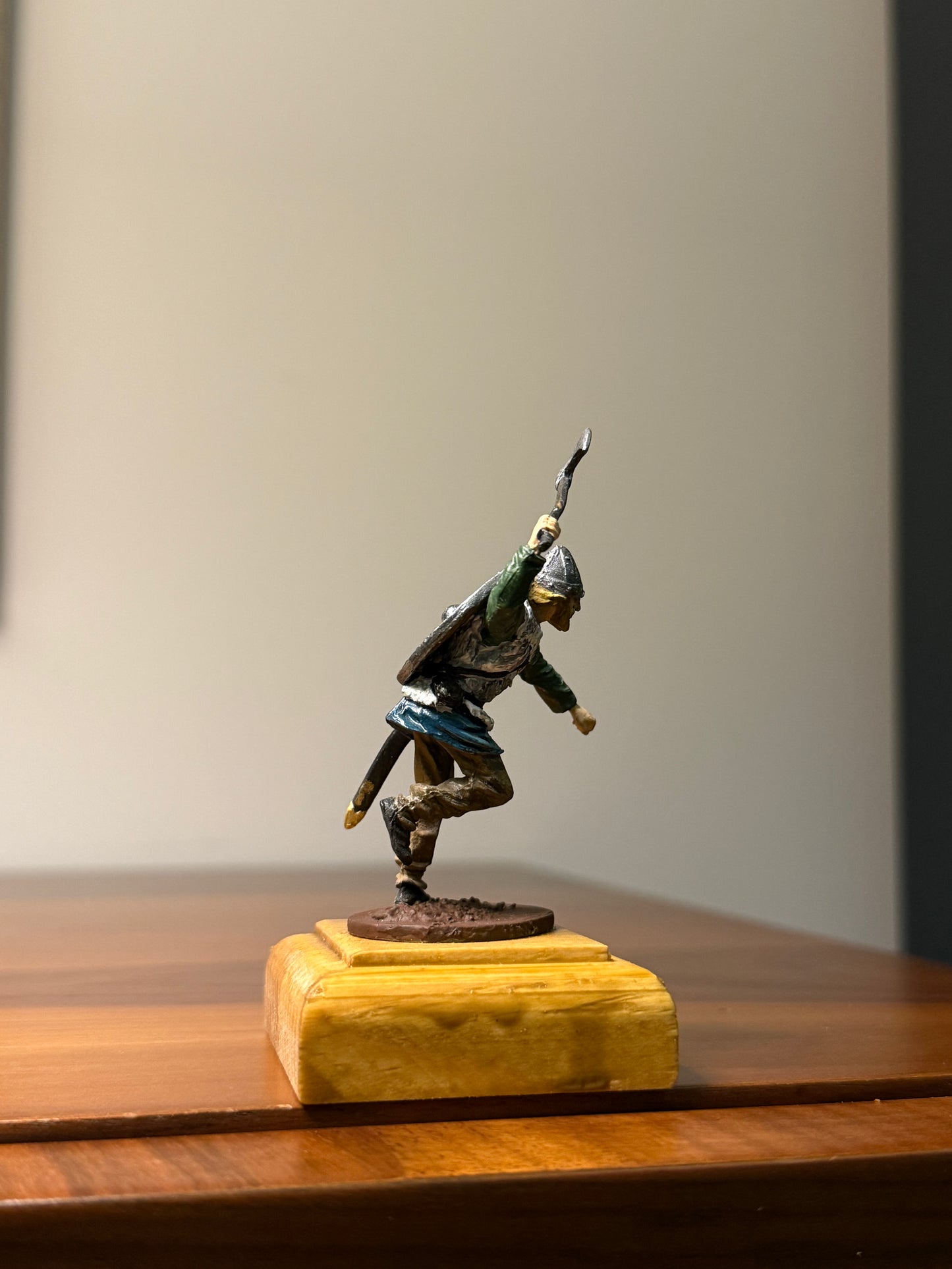 Viking Warrior – 10th Century Norse Raider Hand-Painted 54mm Collectible Metal Figurine (1:32 Scale)