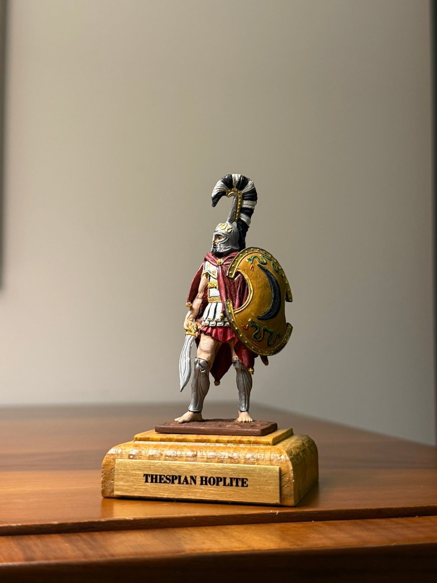 Thespian Hoplite – 5th Century BCE Greek Heavy Infantry (Hand-Painted Miniature Figure)