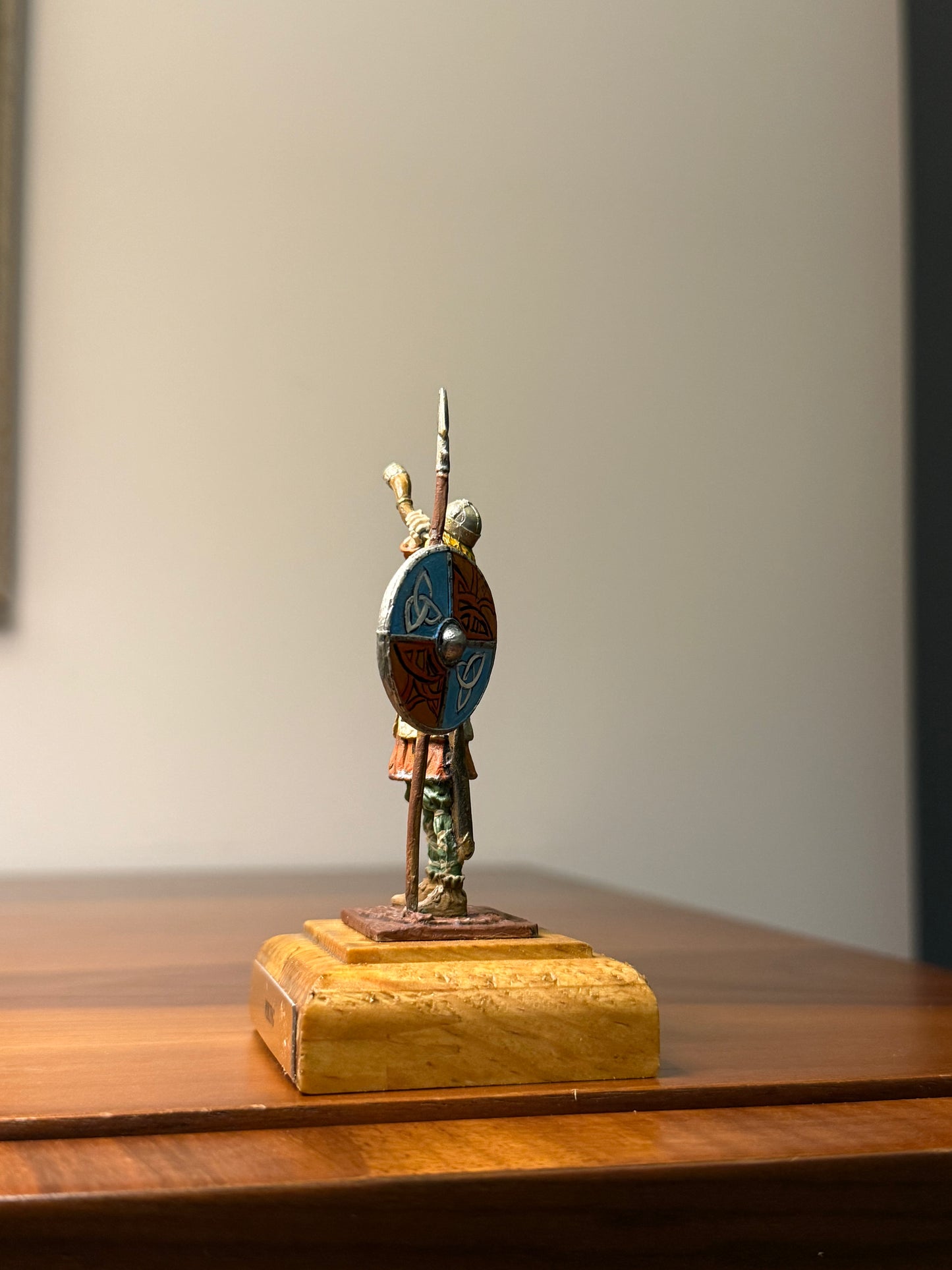 Viking Warrior – 10th Century Norse Raider (Hand-Painted Miniature Figure)