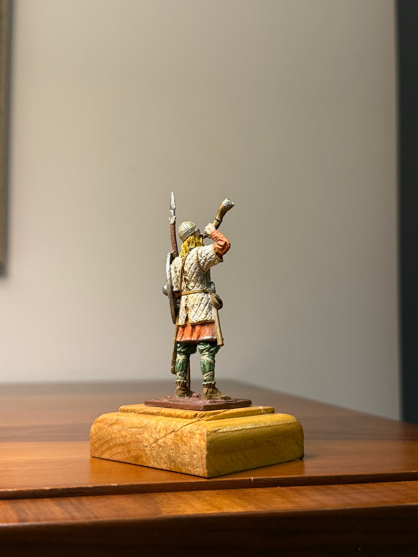 Viking Warrior – 10th Century Norse Raider (Hand-Painted Miniature Figure)