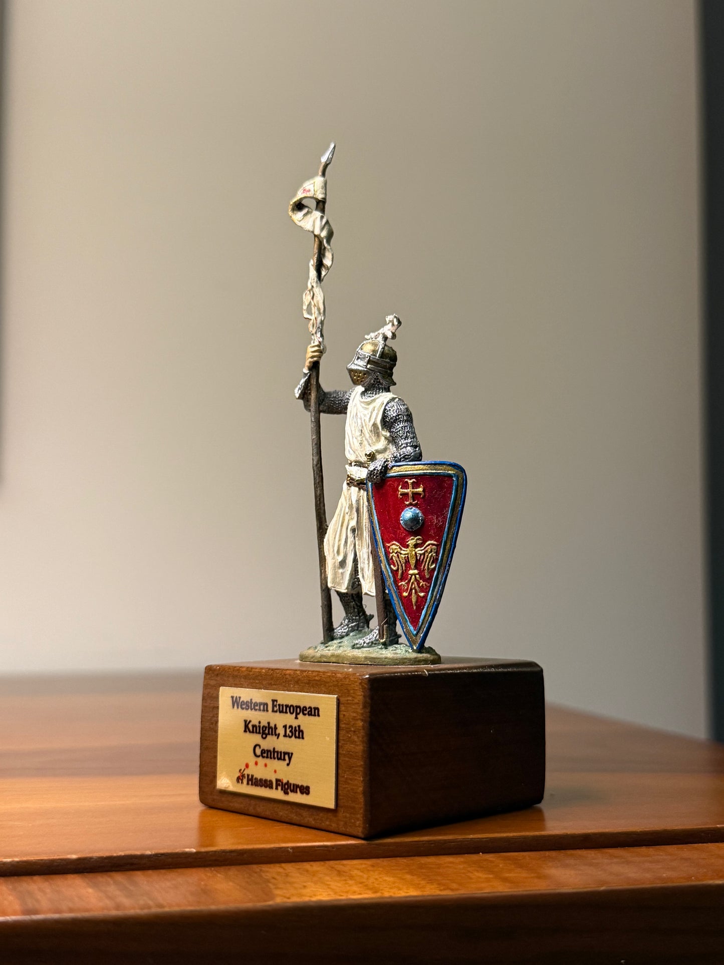 Western European Knight – 13th Century Crusader-Era Infantry (Hand-Painted Miniature Figure) – 54 mm