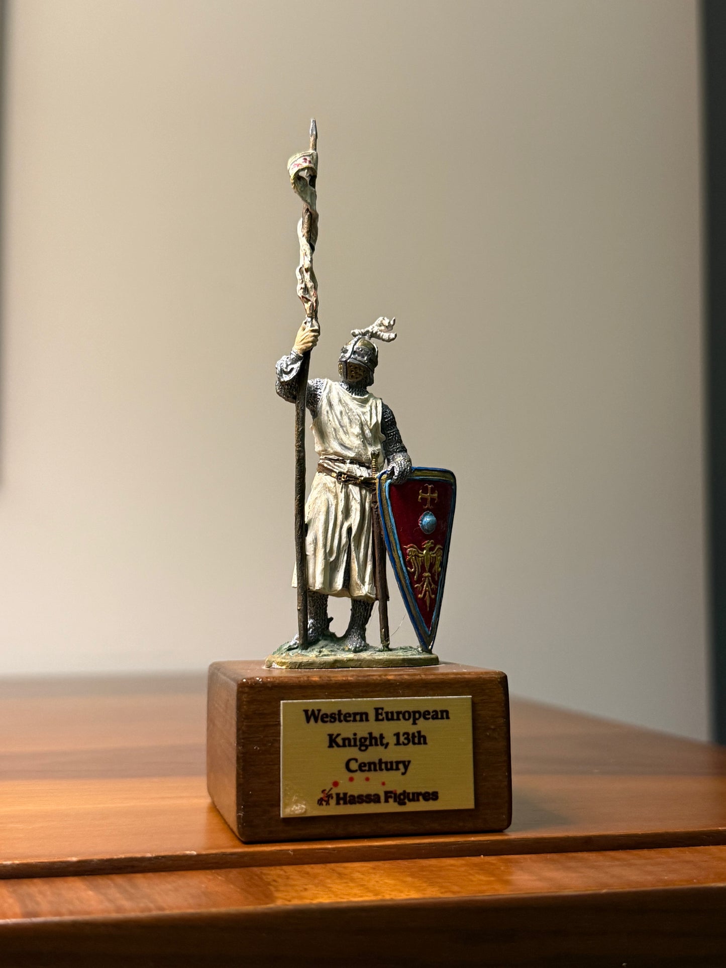 Western European Knight – 13th Century Crusader-Era Infantry (Hand-Painted Miniature Figure) – 54 mm