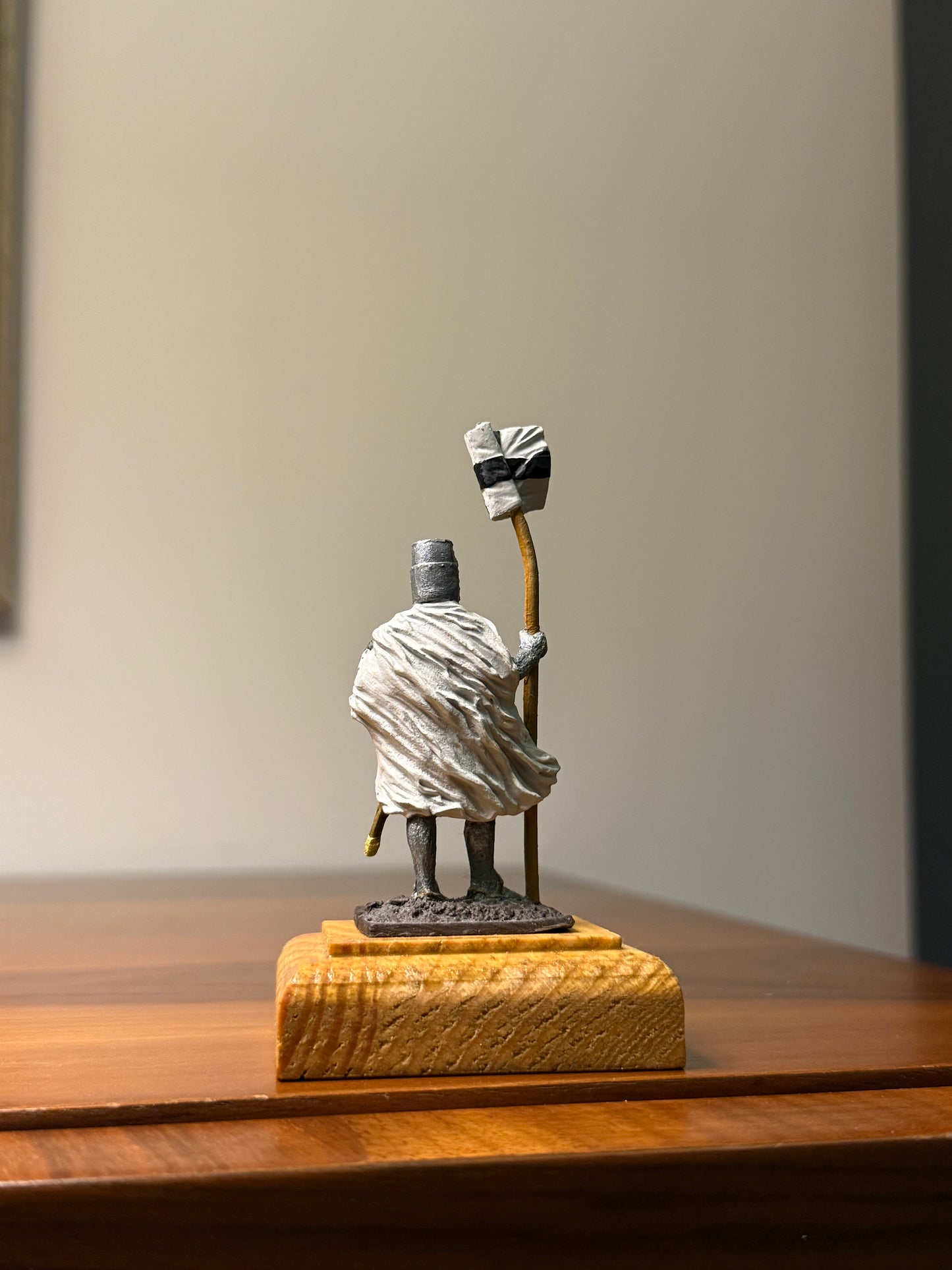 Teutonic Knight – 13th–14th Century Crusader Order (Hand-Painted Miniature Figure) – 54 mm