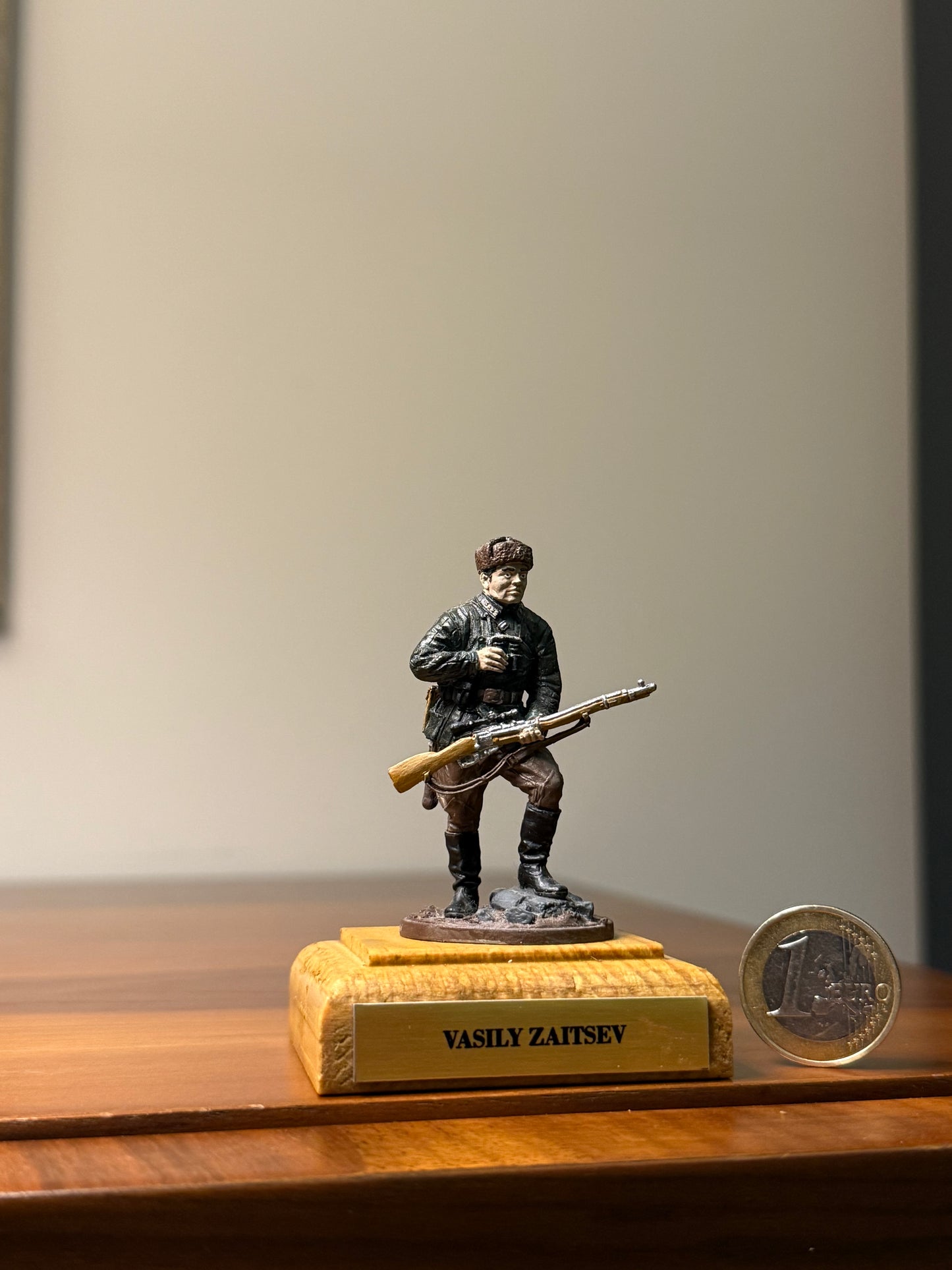 Vasily Zaitsev – WWII Soviet Sniper (Hand-Painted Miniature Figure) – 54 mm