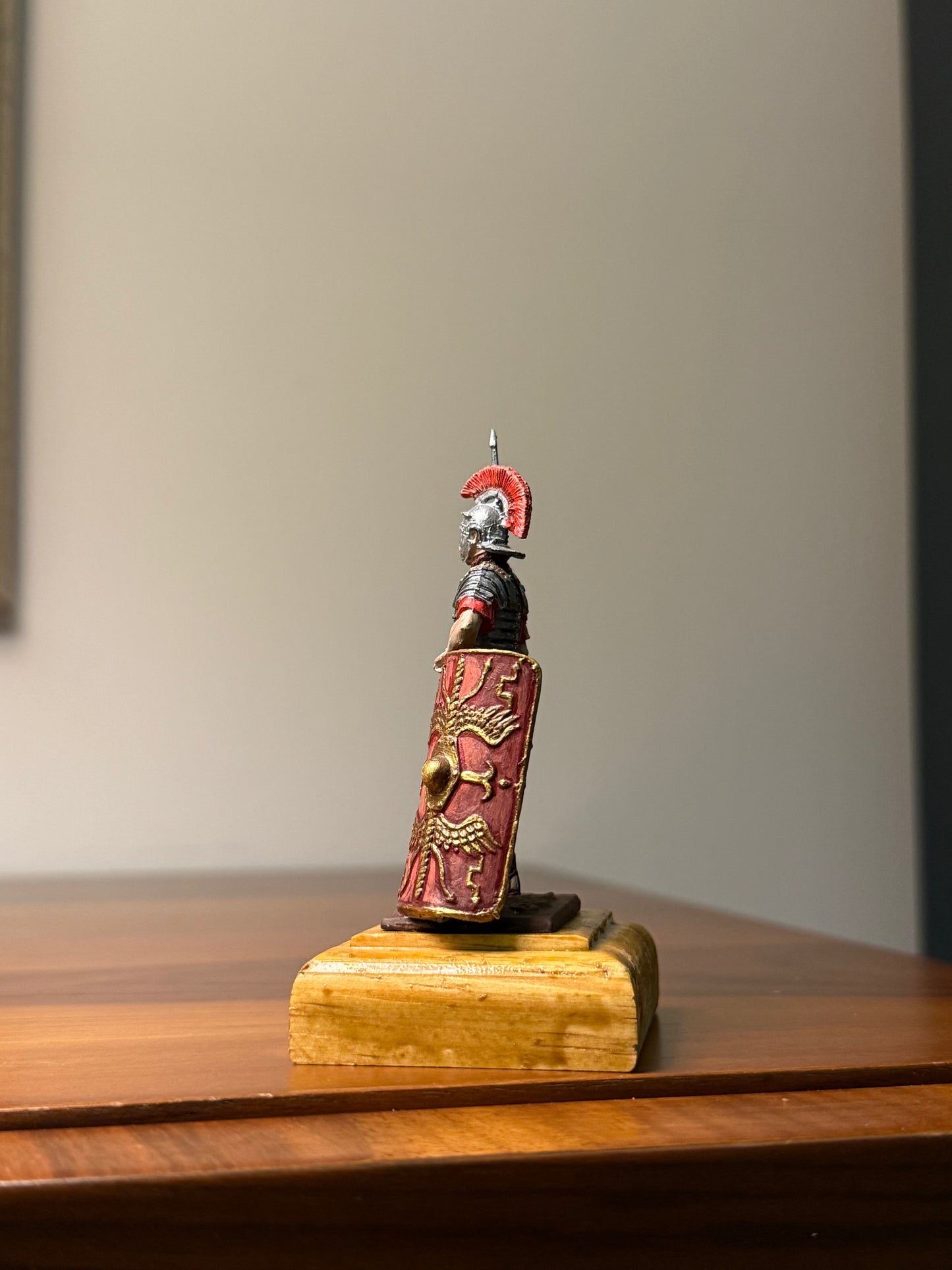 Roman Legionary – Imperial Guard Formation (1st–2nd Century CE) Hand-Painted Miniature – 54 mm