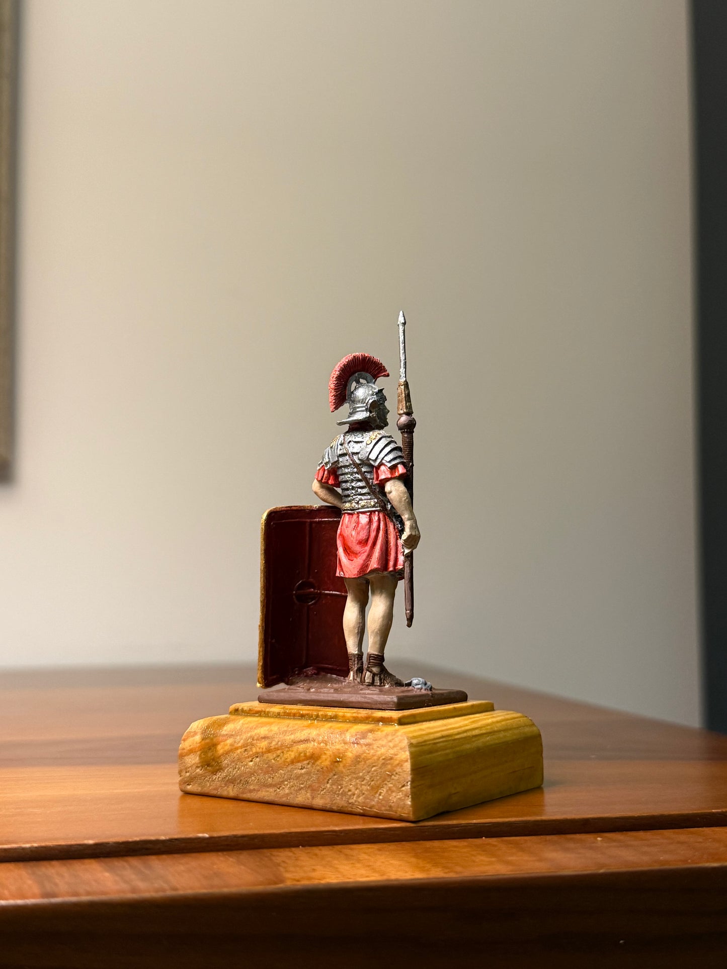 Roman Legionary – Imperial Guard Formation (1st–2nd Century CE) Hand-Painted Miniature – 54 mm