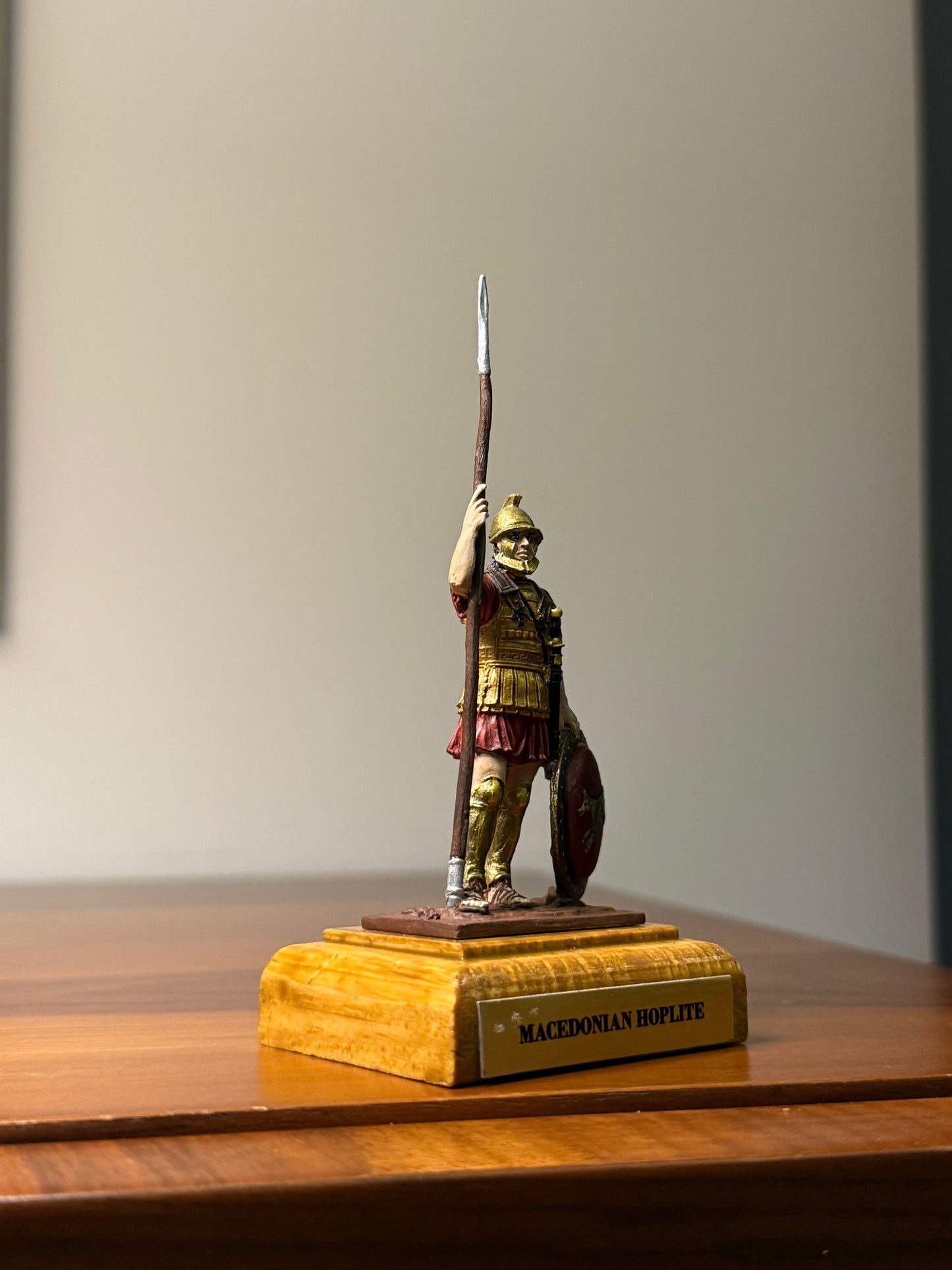 Macedonian Hoplite – Army of Alexander the Great (4th Century BCE) Hand-Painted Miniature – 54 mm