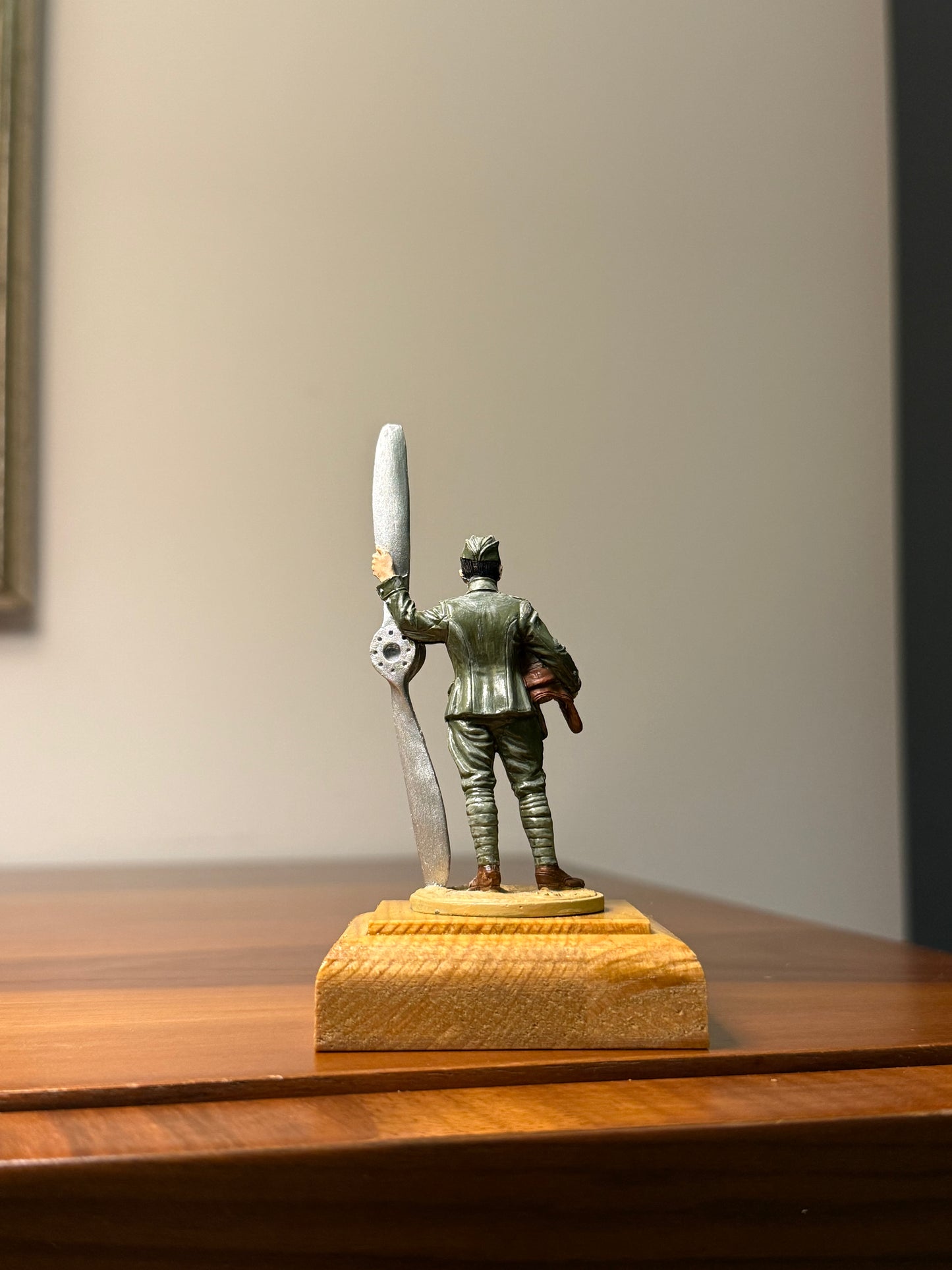 Soviet Air Force Pilot – WWII VVS Aviator (Hand-Painted Miniature Figure) – 54 mm