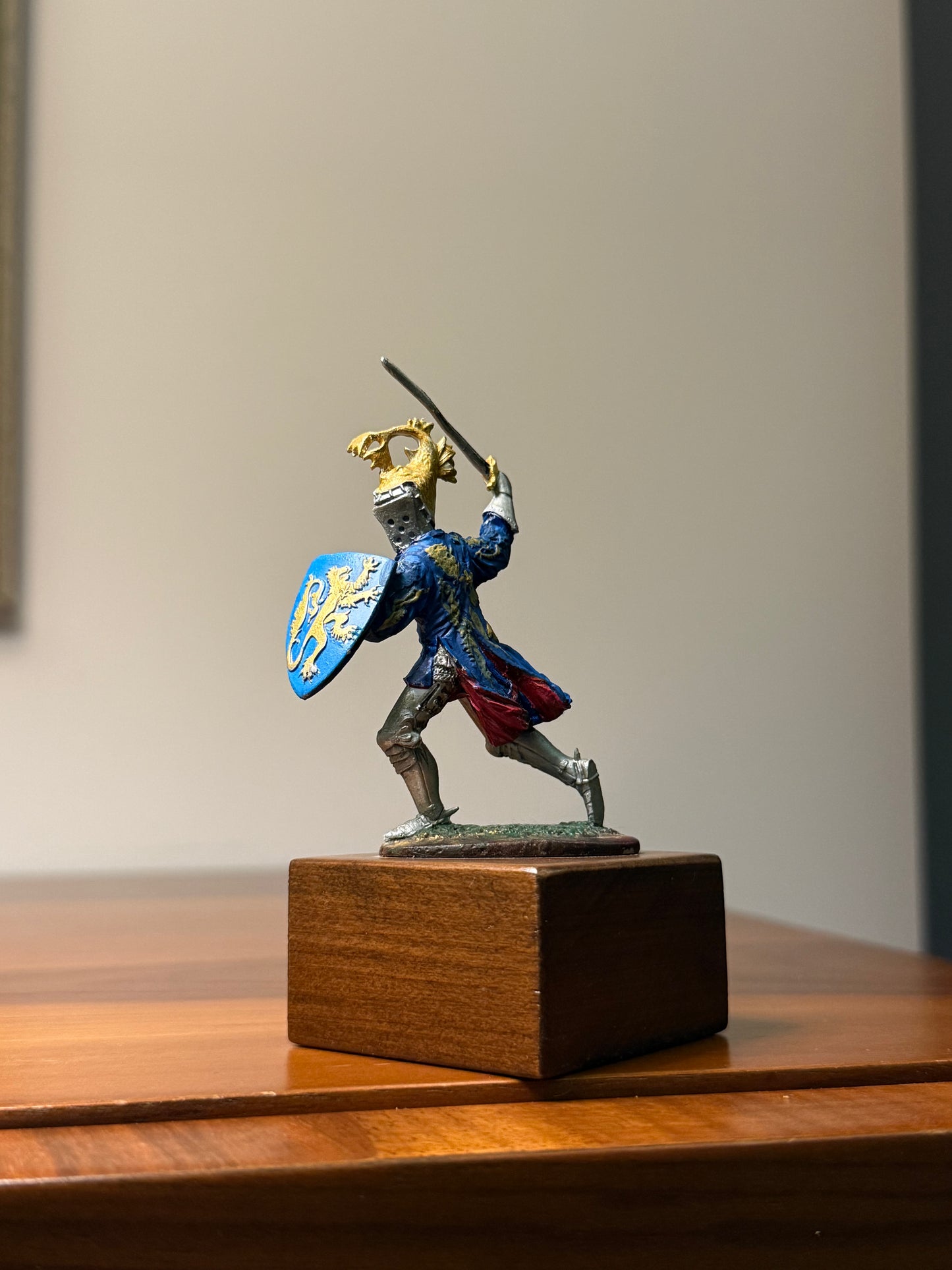 15th Century Burgundian Knight “Robert de Mamin” – Collectible Hand-Painted Figure