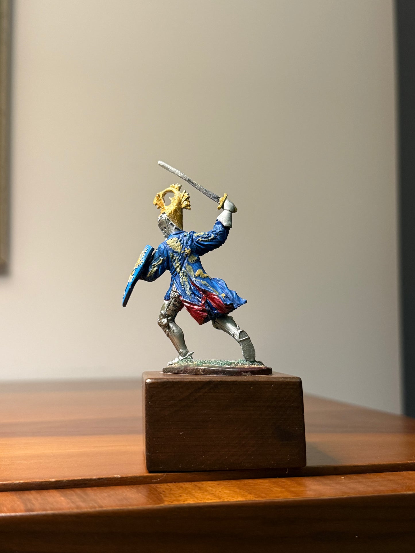 15th Century Burgundian Knight “Robert de Mamin” – Collectible Hand-Painted Figure