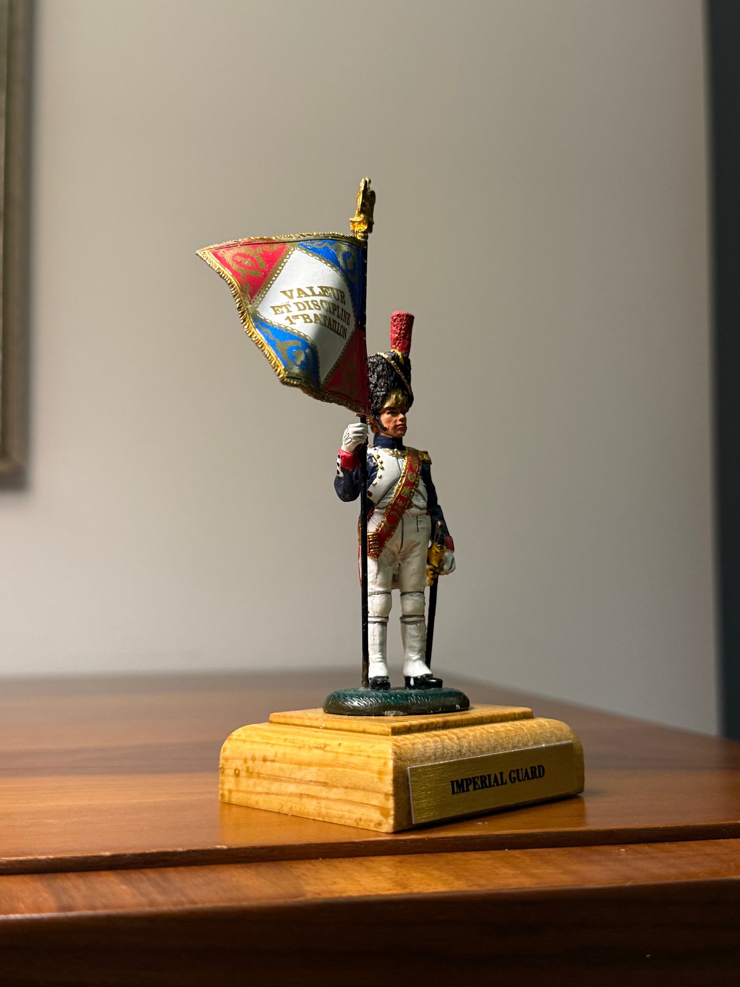 French Imperial Guard Grenadier – Napoleonic Wars (Pre-Painted Display Figure) – 54 mm