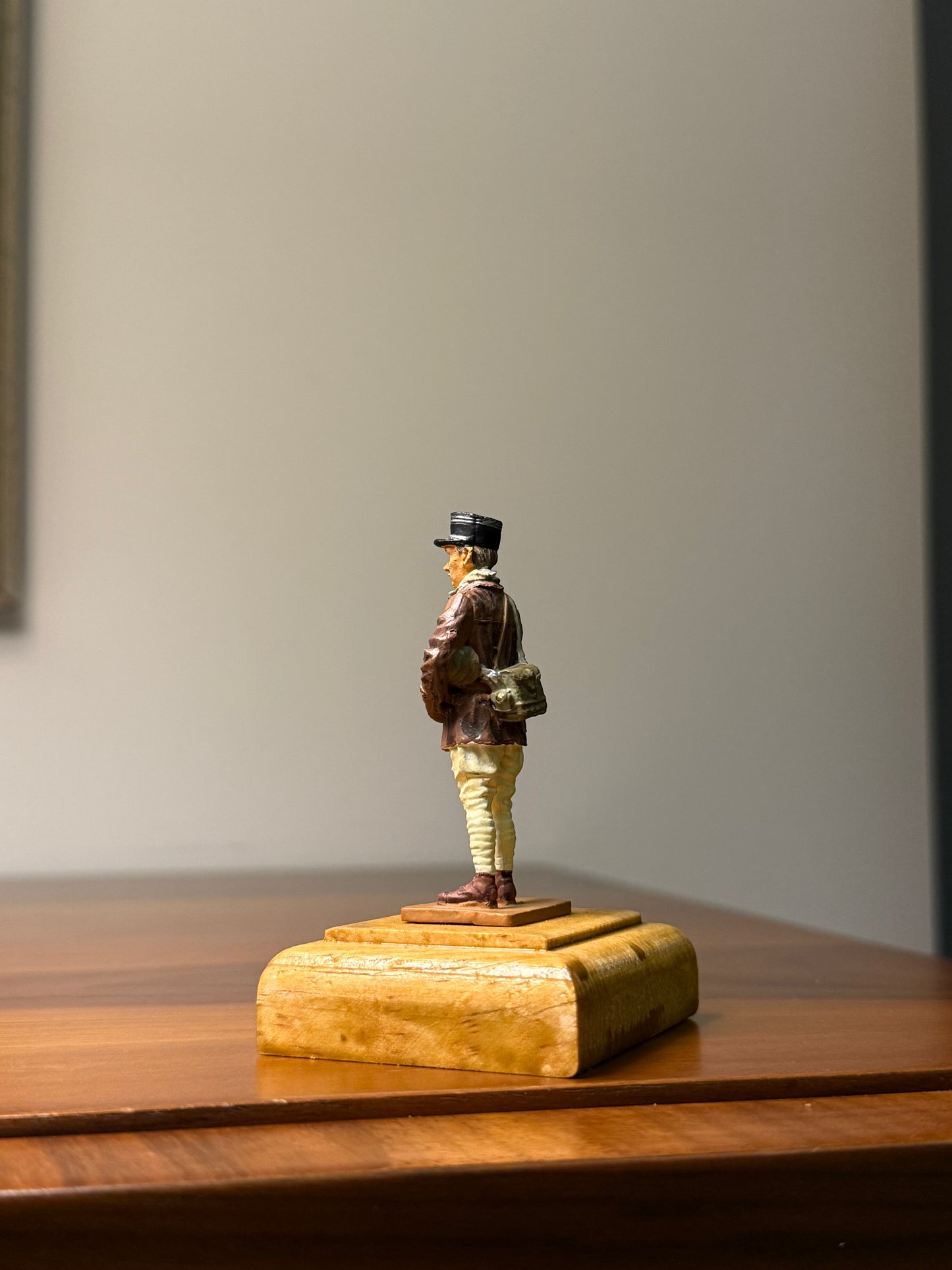 French Armored Corps Captain – WWII Tank Officer (Pre-risplay Figure) – 54 mm