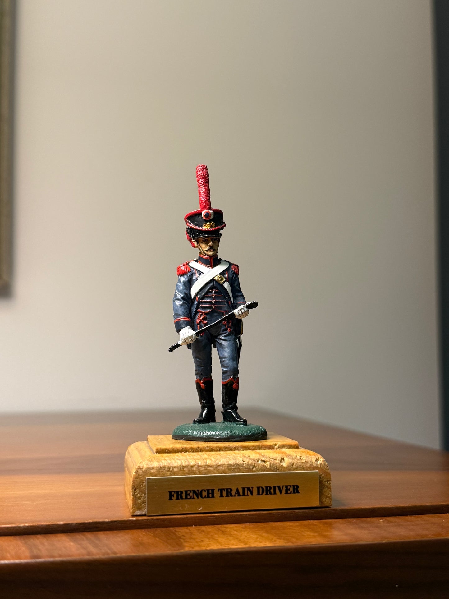 French Railway Locomotive Engineer – 19th/20th Century (Pre-Painted Display Figure) – 54 mm