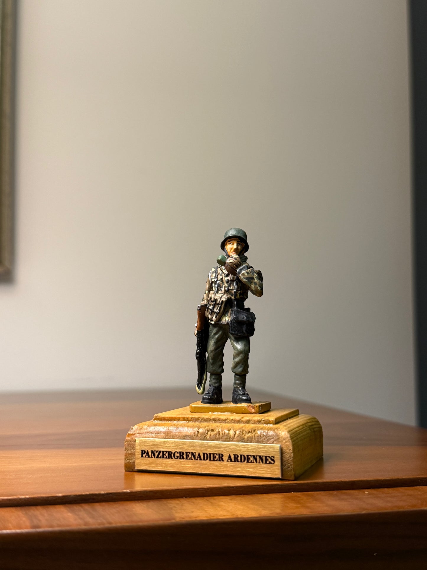 Panzergrenadier – Ardennes Offensive 1944 (Pre-Painted WWII Display Figure) – 54 mm